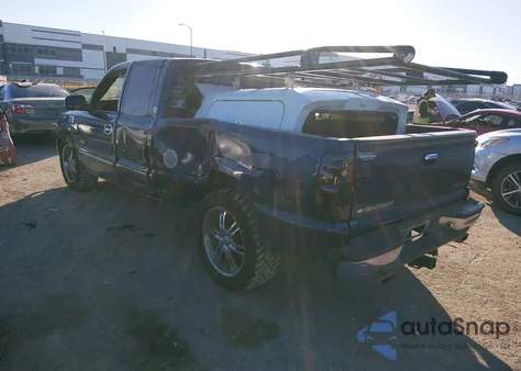 2001 Chevrolet Silverado 1500 Ls from USA, damaged, VIN 2GCEC19T611101064